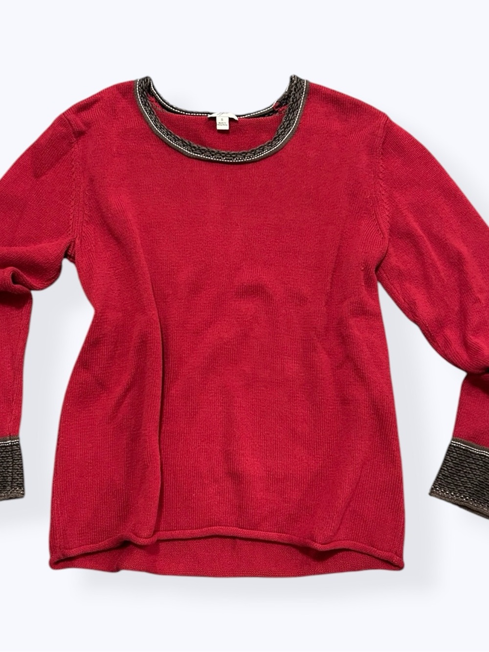 VTG y2k red lightweight sweater